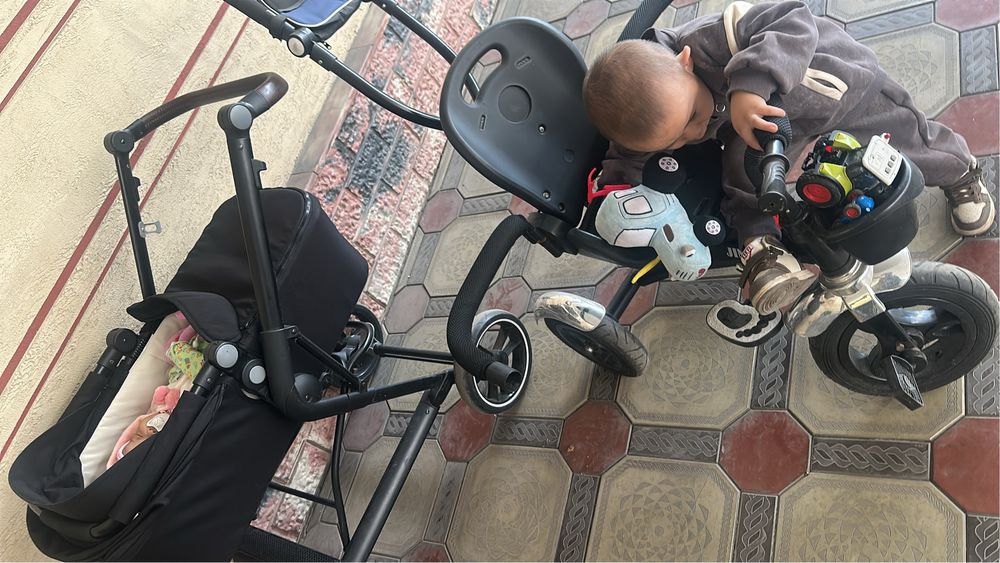 Продам коляску два в одном