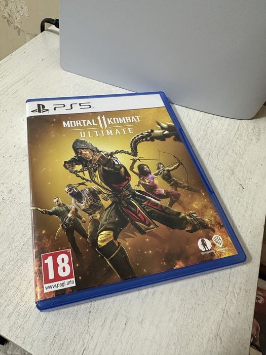 Игры PS 5 и док-станция