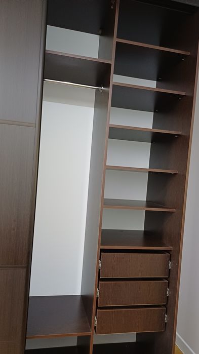 Продам шкаф бельевой