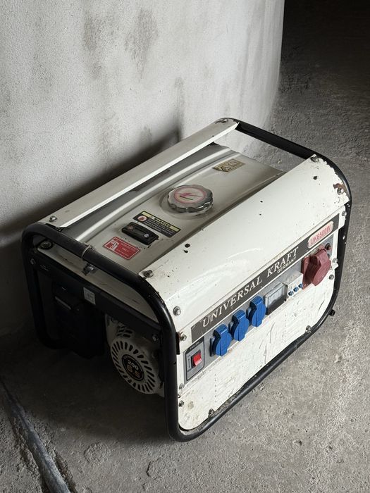 Генератор Universal kraft Germany