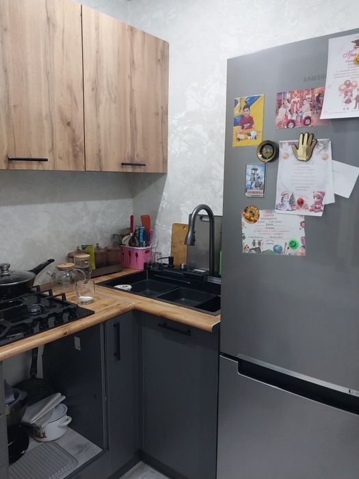 Продам 2 комнатную  квартиру