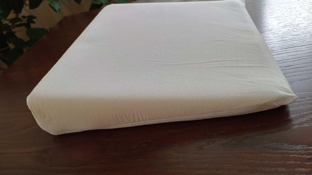 Антирефлуксна възглавница Babymatex 40x36x7см