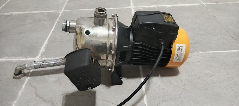 Продам мотор насосной станции