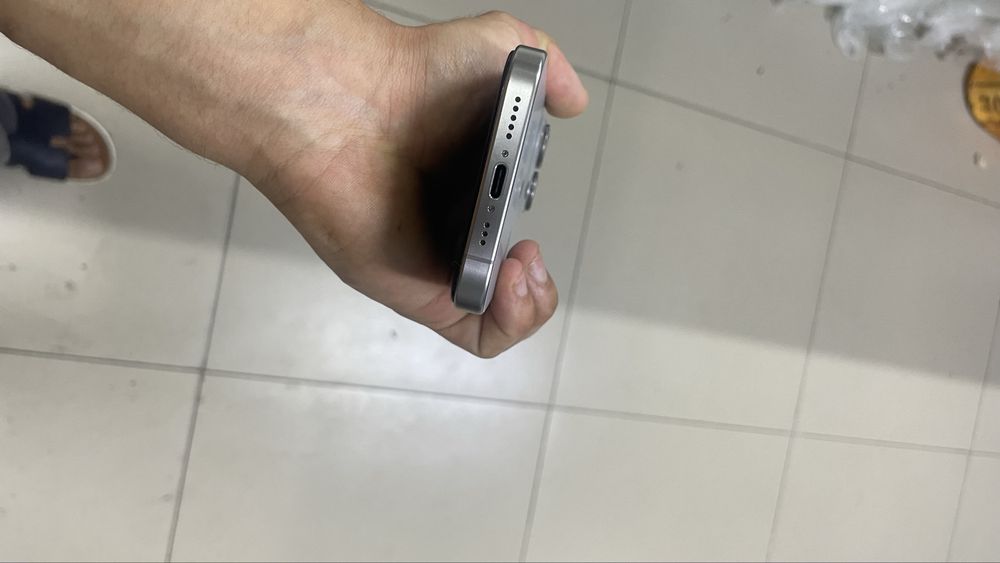 Iphone 15 pro.