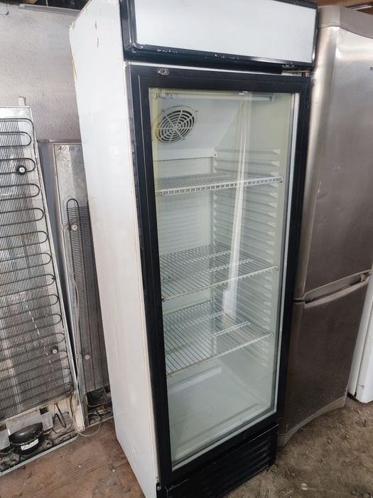 Витрины холодильник