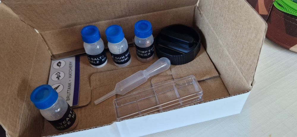 Атрактивен микроскоп Levenhuk LabZZ M101