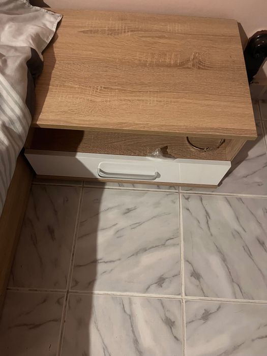 Спален комплект мебели