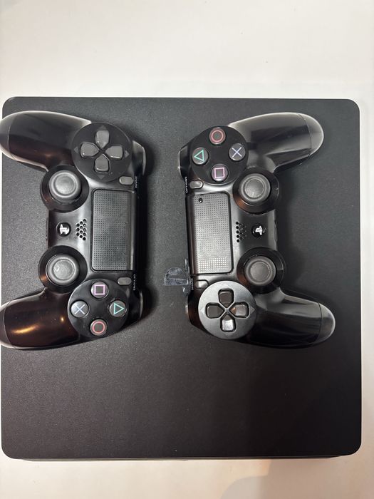 Sony PlayStation 4