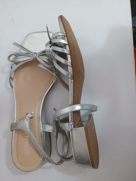 Нарядные босоножки Catwalk (Deichmann)