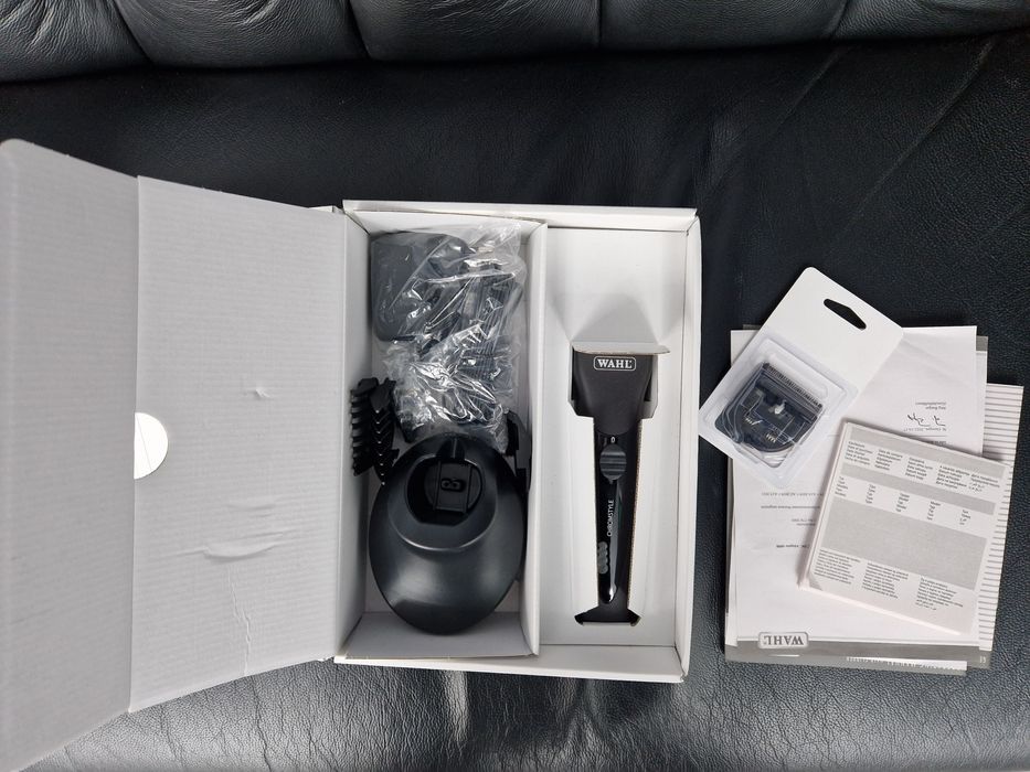 Vând mașină de tuns Wahl Chromstyle