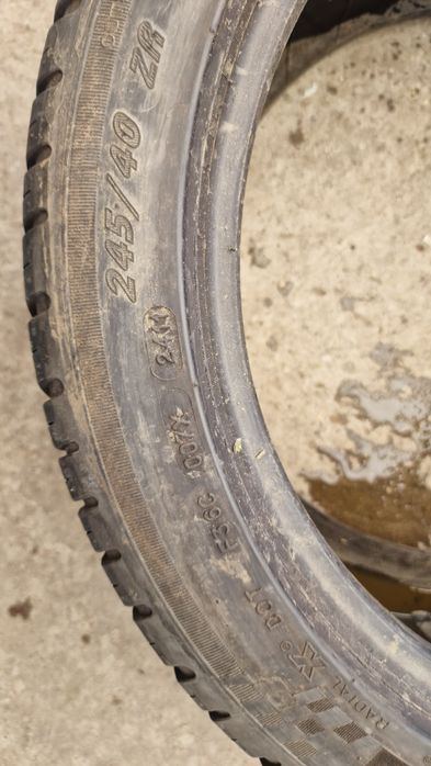 245 40 17 Michelin 2 anvelope vara