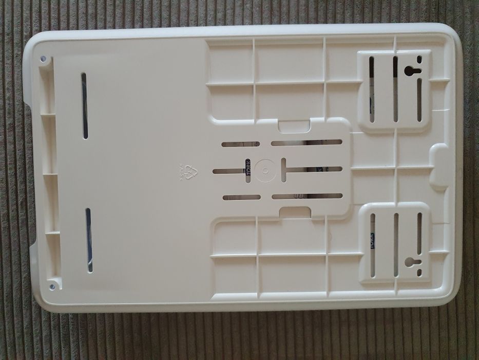 Tork Дозатор за сапун S4 / Диспенсъри за хартия H3 и Т7