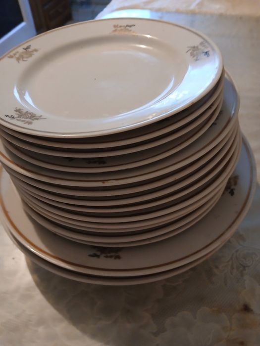 Продам  посуду разную