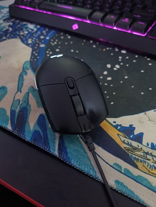 Продам игровую мышь