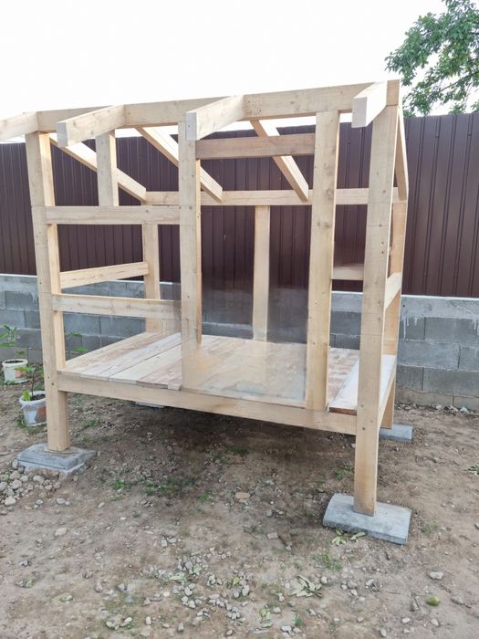 Coteț pentru găini