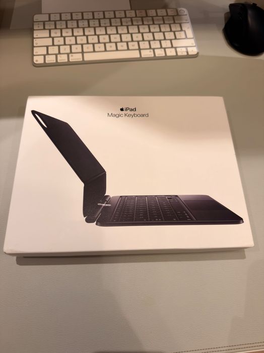 Tastatura Apple Magic iPad Pro 11”