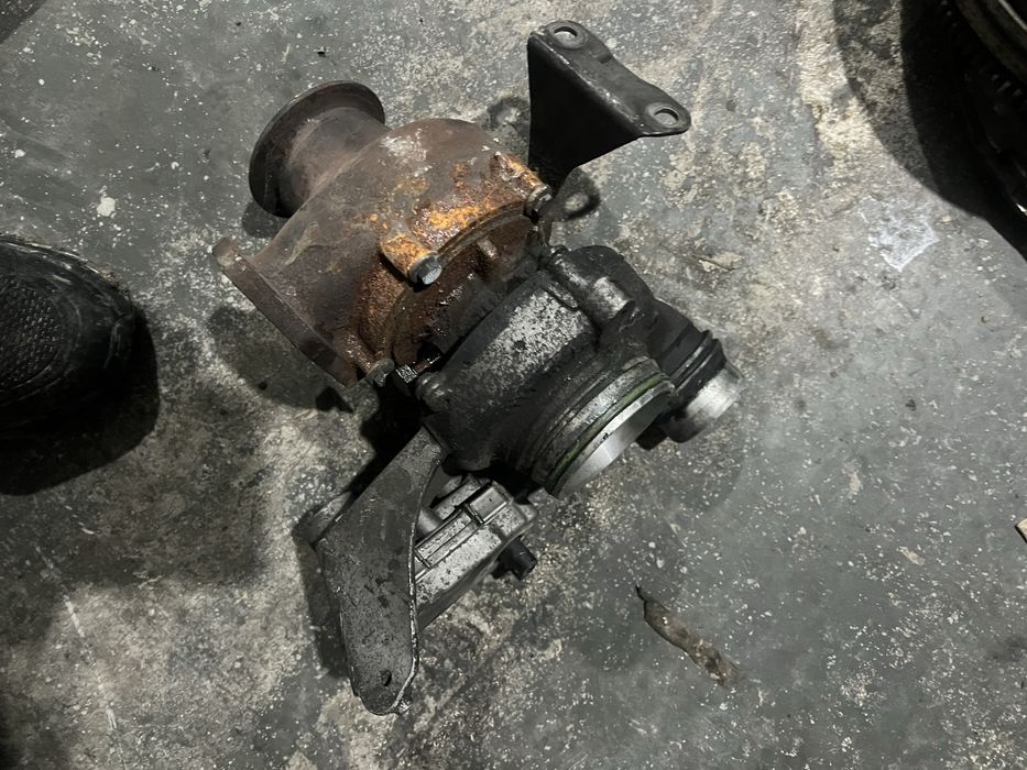 Turbo turbina bmw motor 2.0d n47 143-177 cp