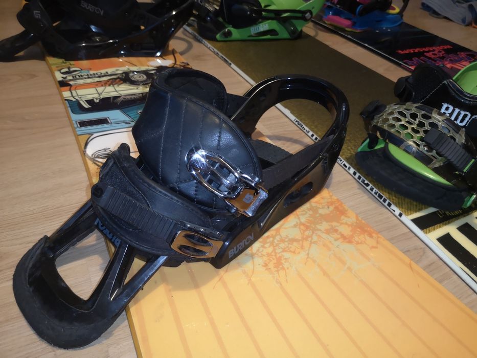 Сноуборд  / Snowboard дъски и автомати