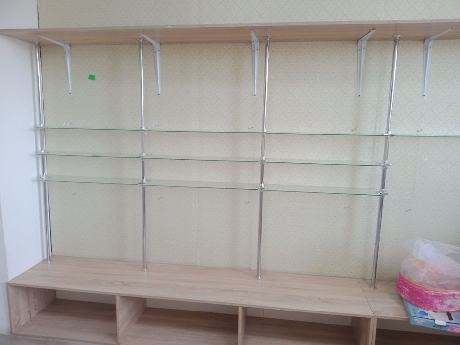 Продам полки ДСП и стеклянные полочки