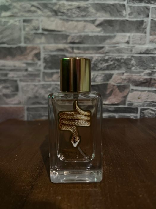 Парфюм продаю 65 мл