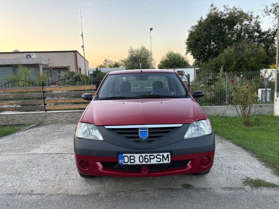 Vând Dacia logan An 2008