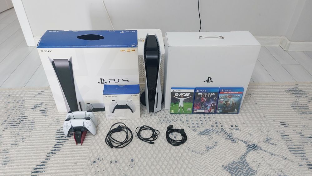 PS5 + 2дж+Фифа 25+игры ещё
