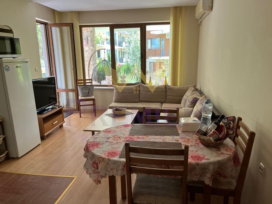 Продава се Двустаен апартамент в к.к. Елените - 75 кв.м за 1100 €/кв.м - Снимка #5