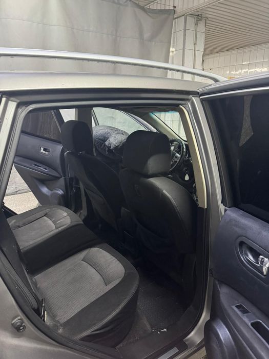 Продам Ниссан Рогуе 2009г