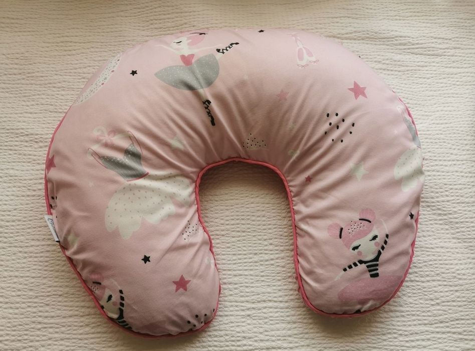 Бебешко гнездо за новородено и възглавница за кърмене