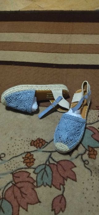 Дамски дантелени еспадрили