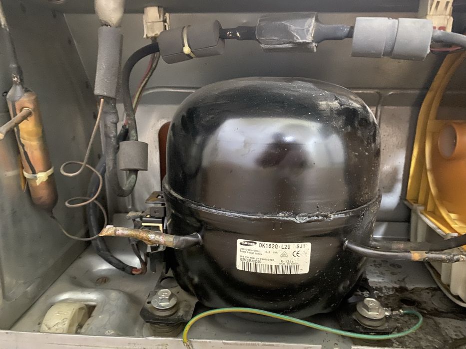 Холодильник samsung