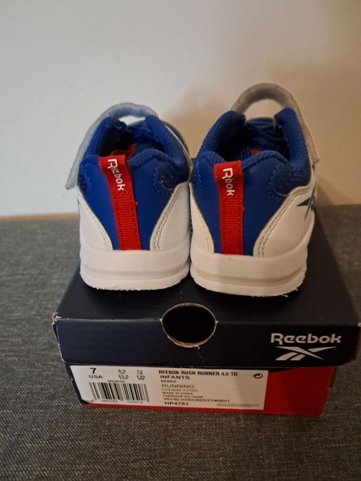 Adidași Reebok mărimea 23