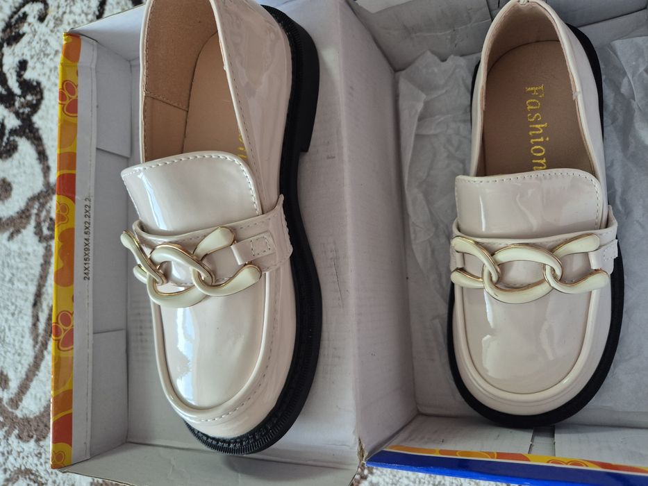 Продам туфли, новые