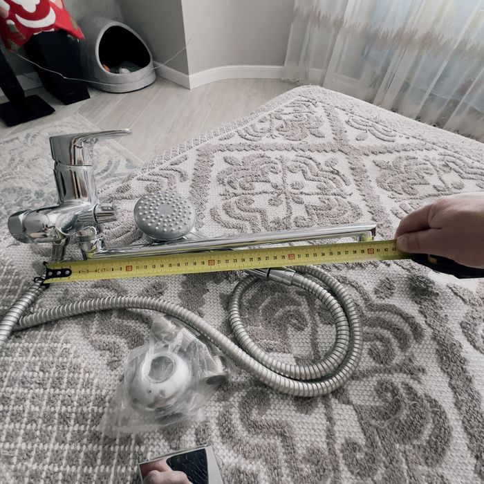 Смеситель для ванны