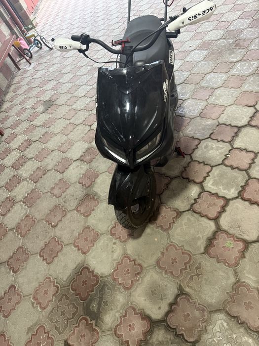 Продам Мопед м8 стант
