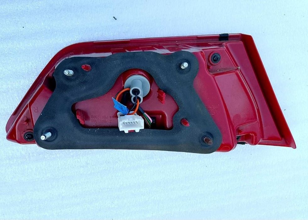 Стоп-сигнал правый Kia Optima