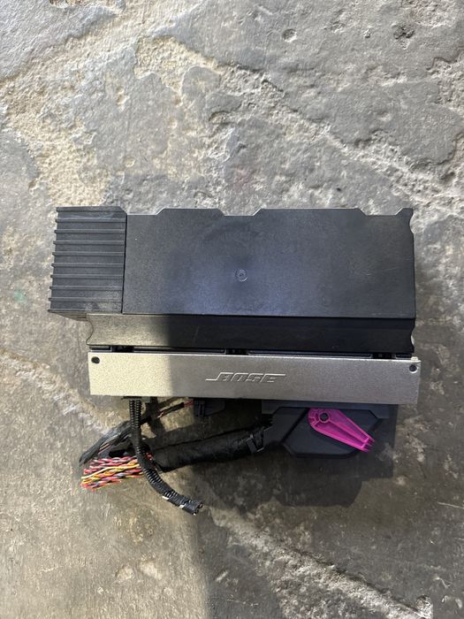 Amplificator/Statie Bose Audi A6/A8 Cod 4E0035223G