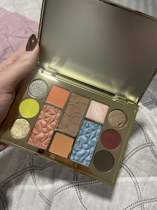 Лот гримове