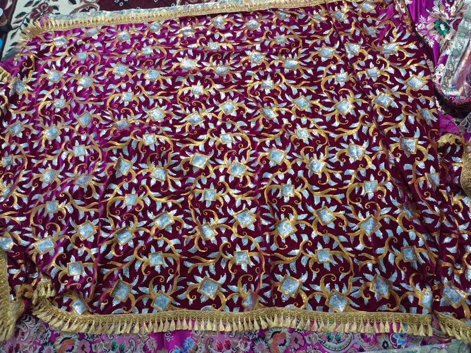 Сузанилар сотилади