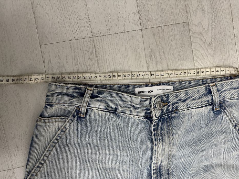 Продам джинсы фирмы Bershka