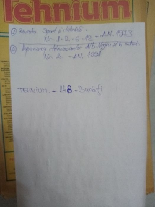 Vand reviste vechi Tehnium.