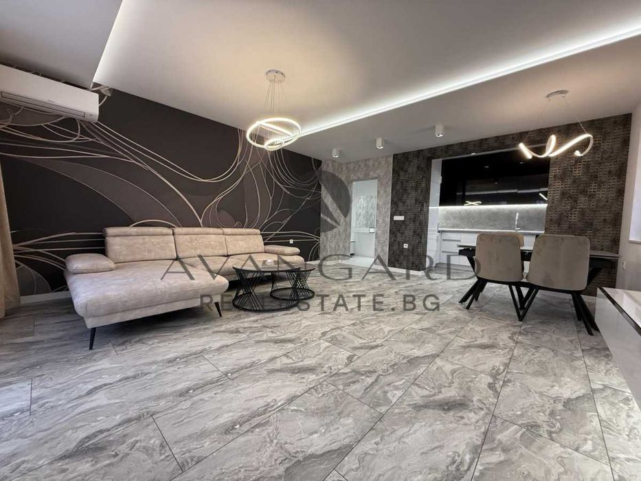 оф.22362 Тристаен дизайнерски/ Остромила