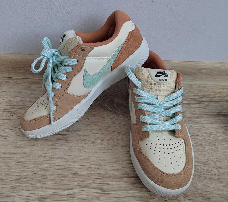 Обувки Nike SB Force 58