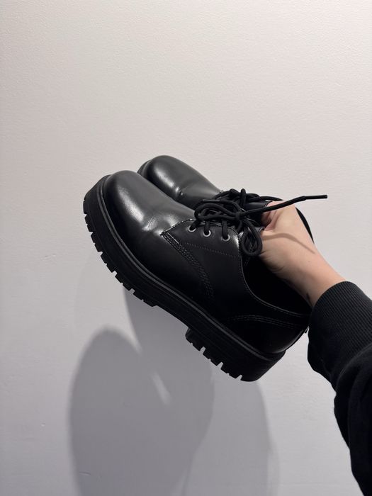 Bershka черни обувки 42 номер