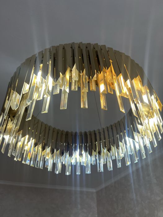 Люстра 12 рожковый