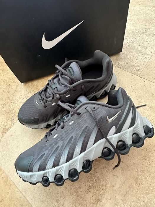 Марaтонки nike AIR MAX DN8