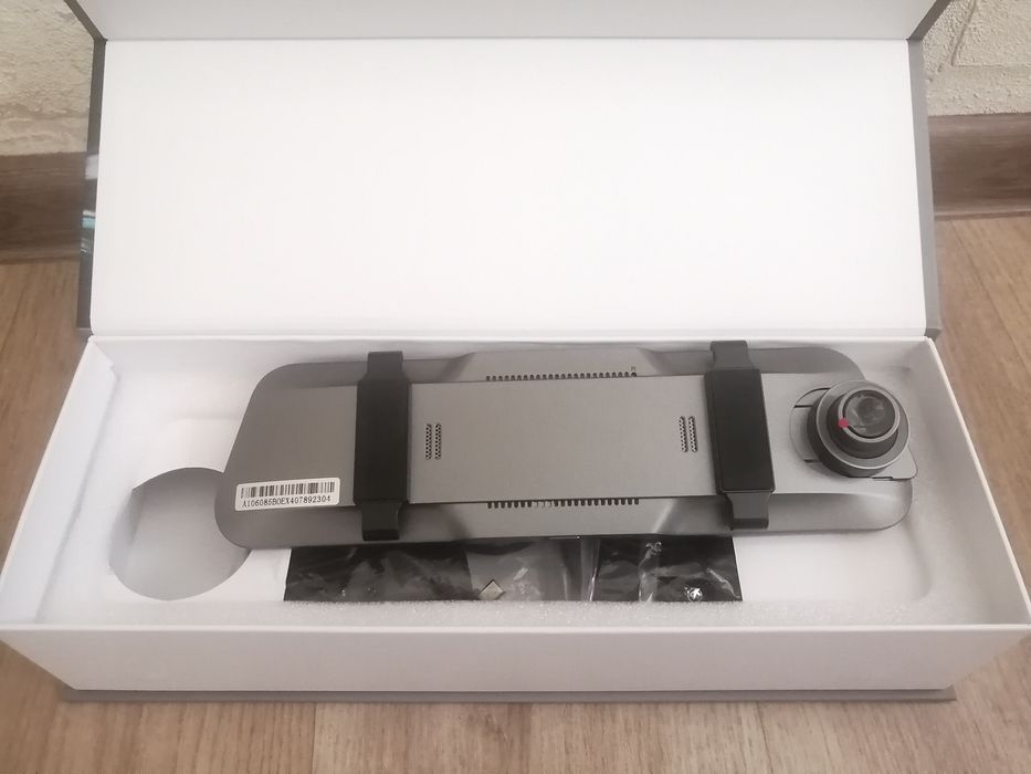 Видеорегистратор+камера заднего вида