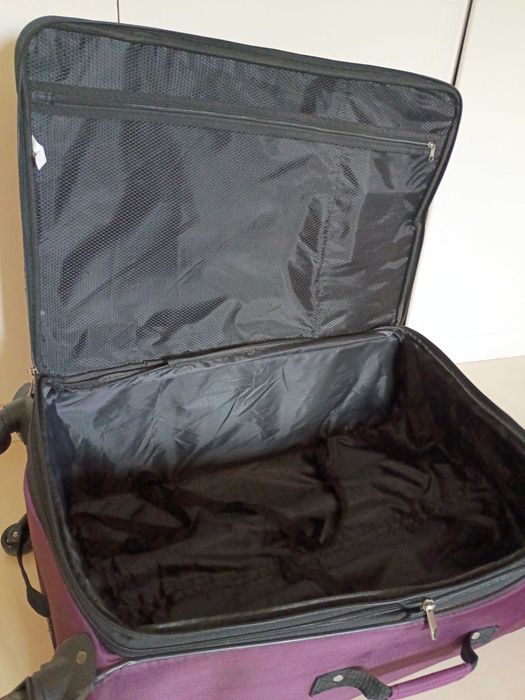 Голям Куфар, Лилав Добро Качество Large purple Suitcase Luggage Expandable Violet soft мек