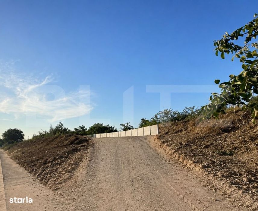 Teren intravilan, 687mp, zona Consul