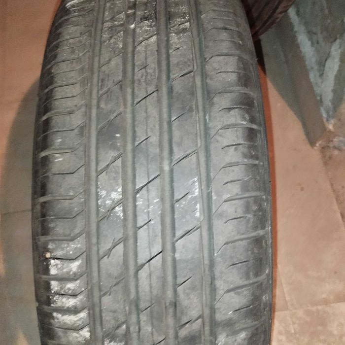 Летни гуми 215/55/17